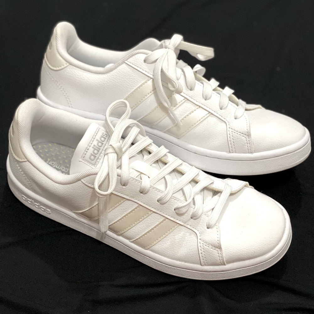 Adidas women’s shoes